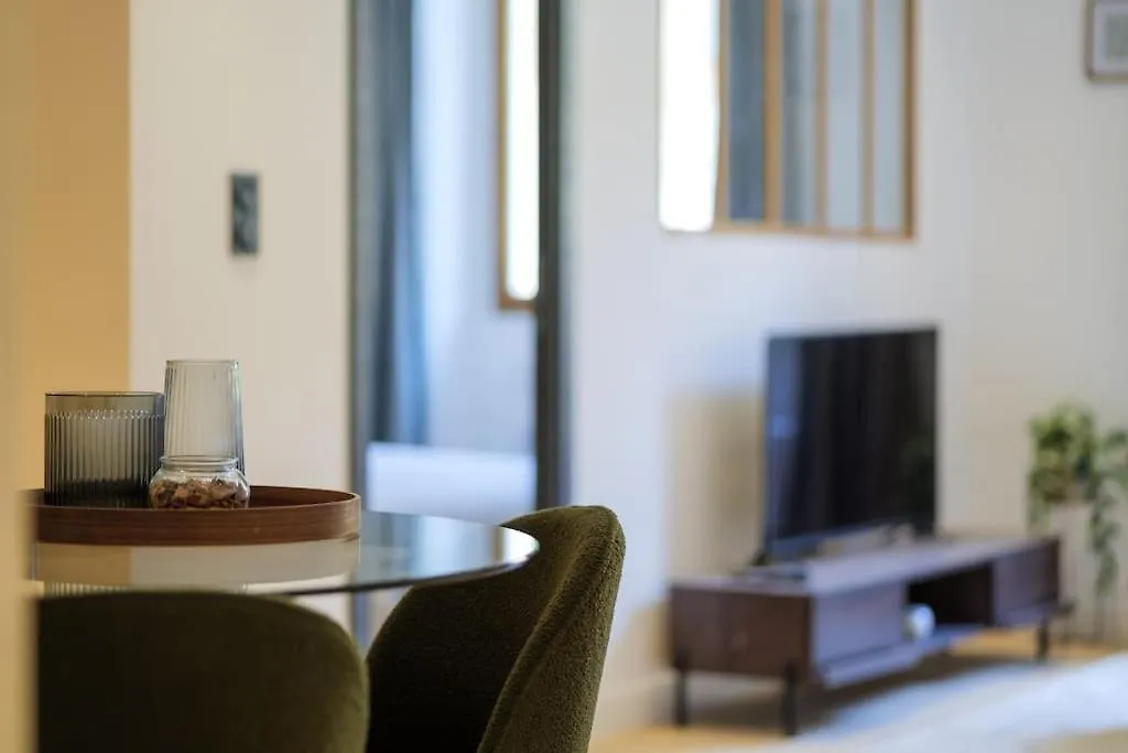 Charme Et Modernite Au Coeur Du Vieux Nice Apartment France
