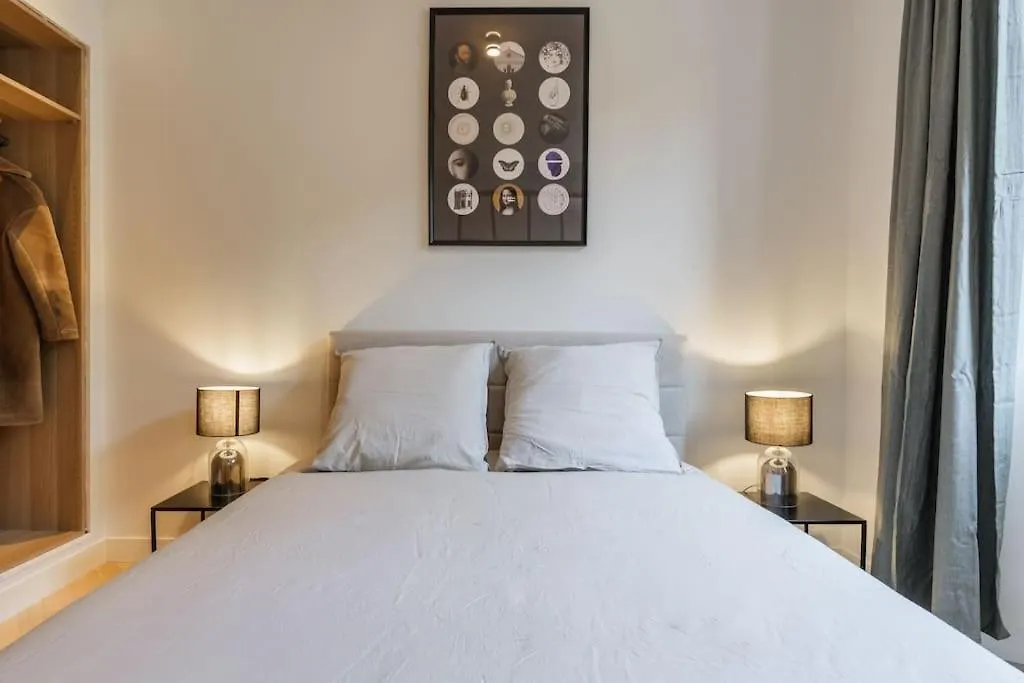 Charme Et Modernite Au Coeur Du Vieux Nice Apartment 0*,  France