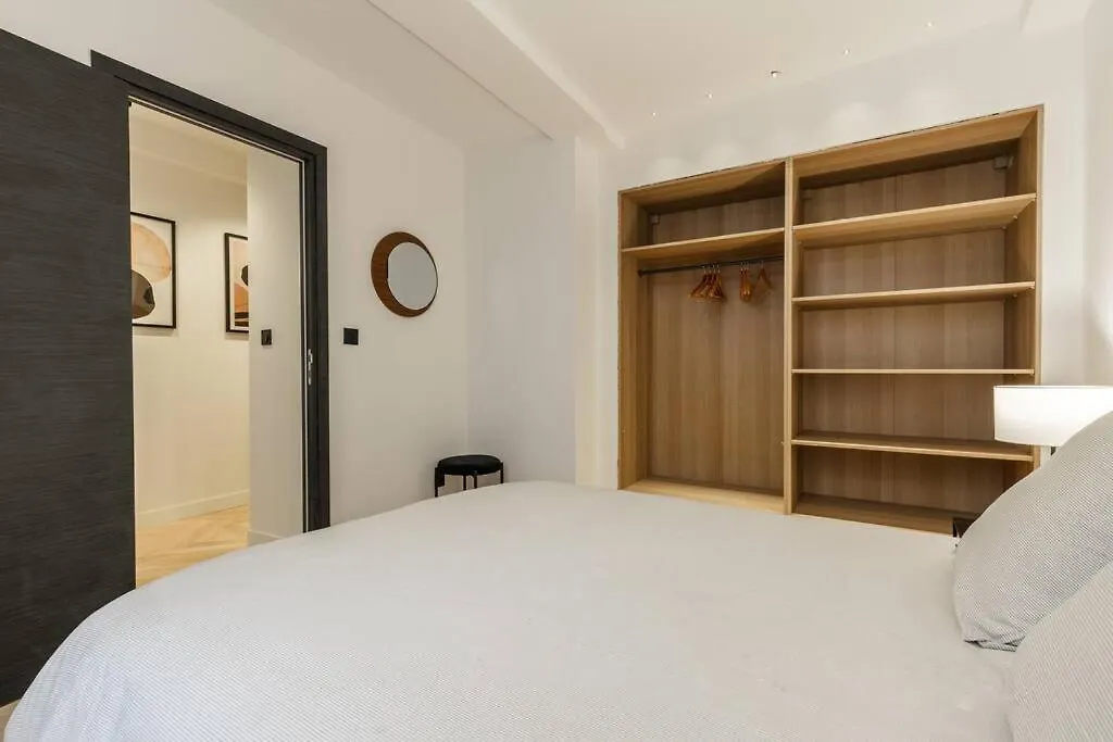 Charme Et Modernite Au Coeur Du Vieux Nice Apartment